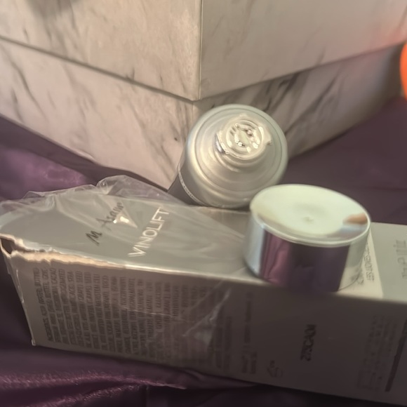 M. Asam VINOLIFT Volume Lip Cream 1.01 ounces - Picture 2 of 6